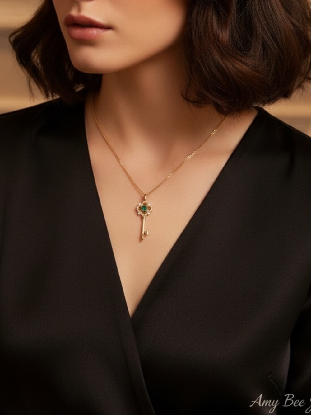 S925 Sterling Silver and Gold Plated Green CZ Key Pendant Necklace. New. - Picture 2 of 10